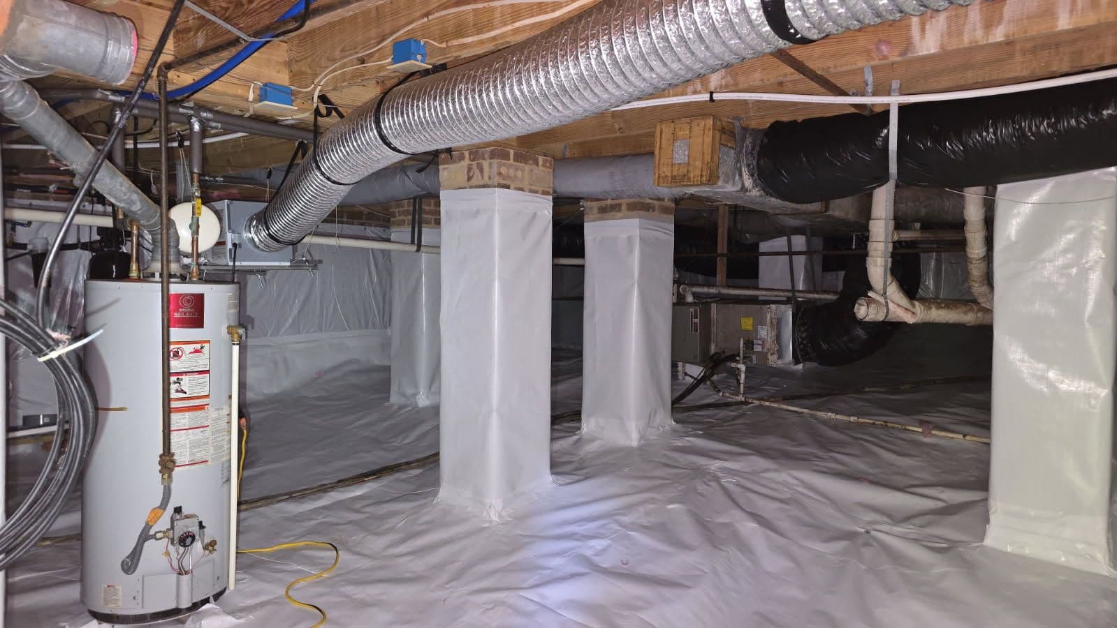 North Durham Crawl Space Makeover Boosts Air Quality image
