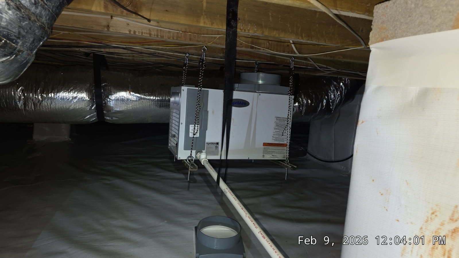 Gallery photos for Crawl Space Encapsulation and Dehumidifier Installation: Image #1